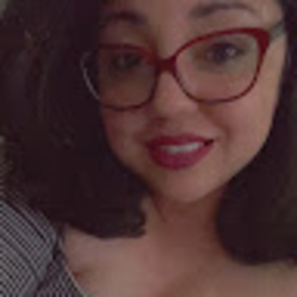 Meet your Posher, Carla